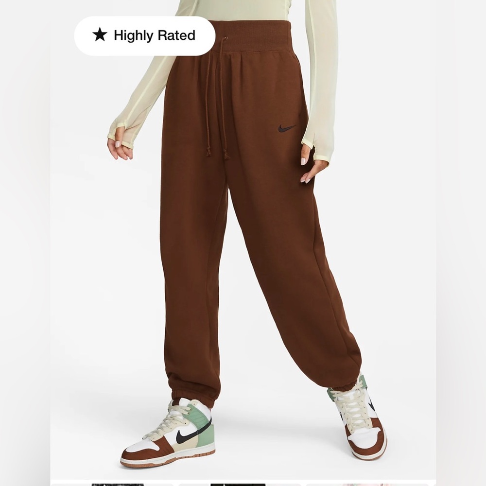 Brown Nike sweat pants xs
